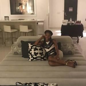 Meet your Posher, Candace